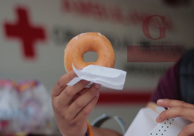 Con venta de donas, la Cruz Roja en Tlaxcala busca allegarse recursos